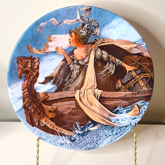 Longton Crown Pottery Accents Vintage Longton Crown Canterbury 981